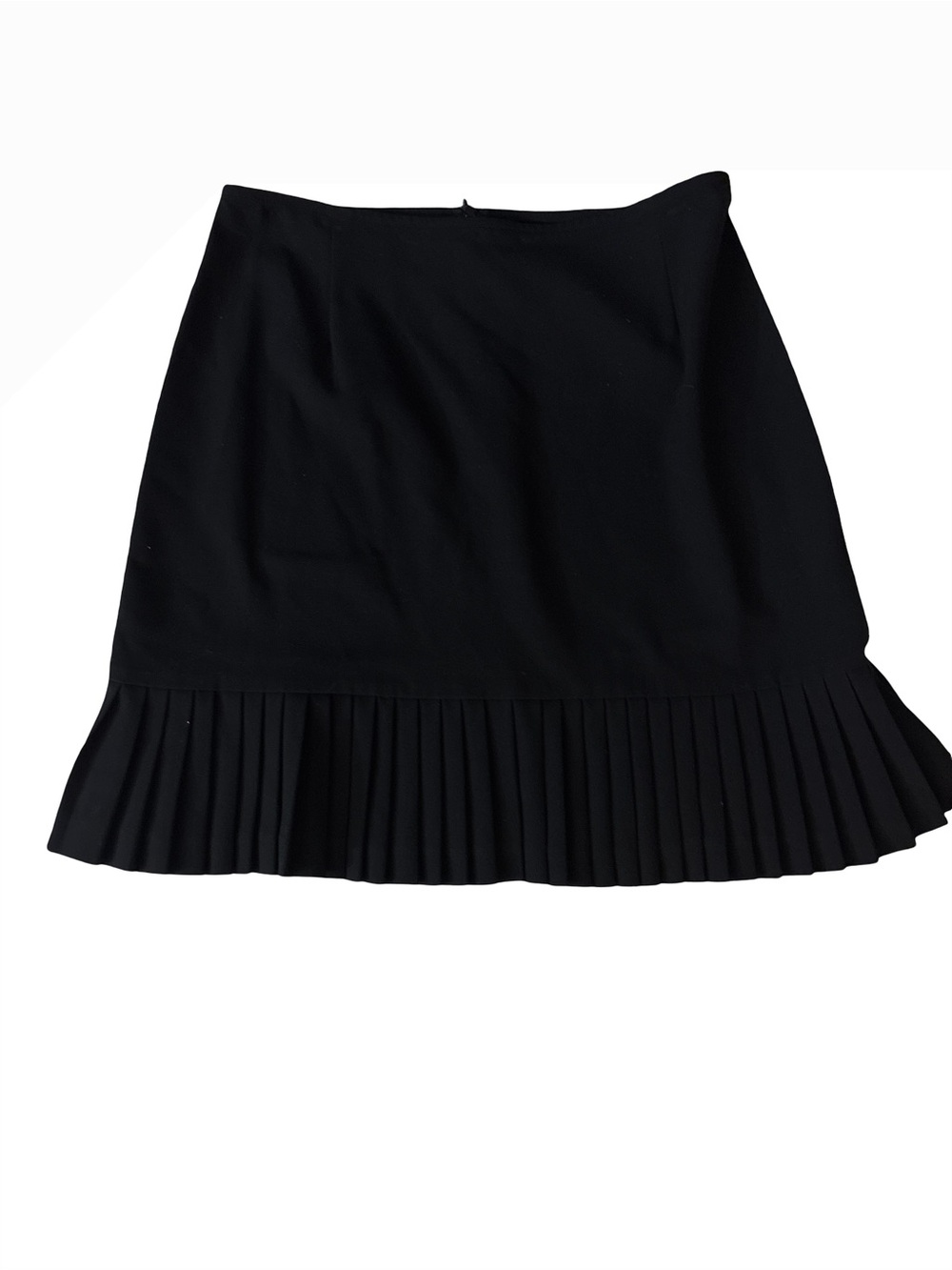 Briggs New York Black Mini Skirt with Pleated Hem